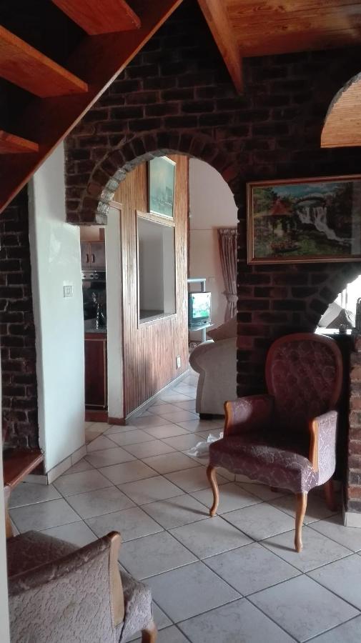 Hamba Kancane Ma-Africa Guest House Graskop Exterior photo